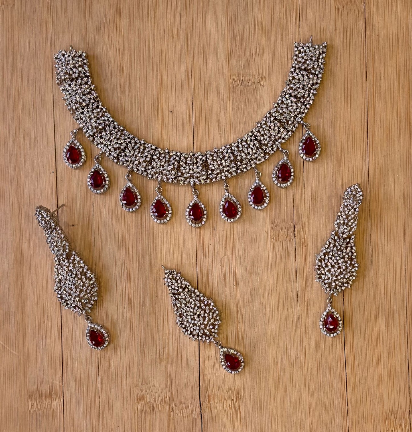 RP Necklace with Earring and Teeka in standard quality