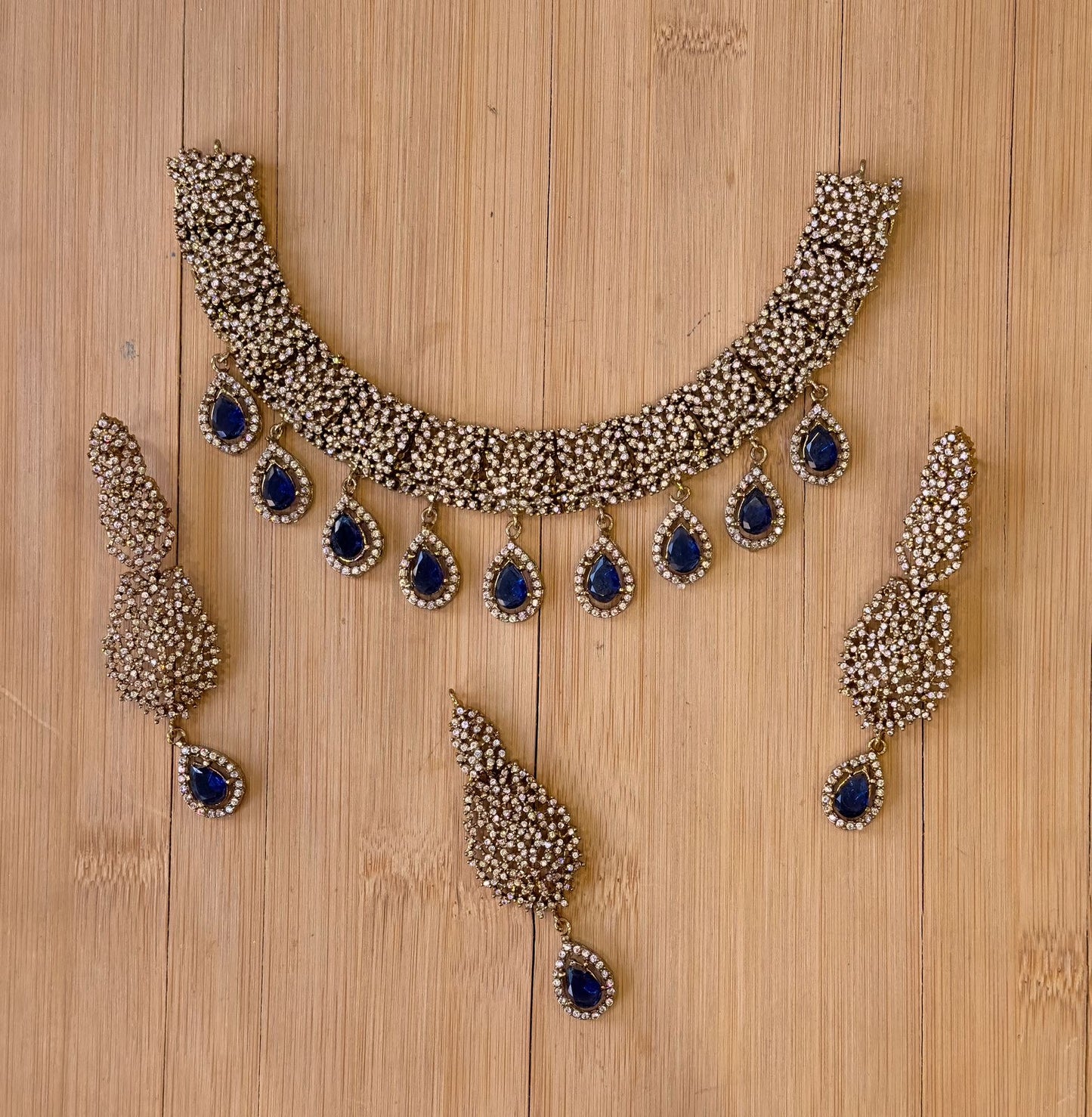 RP Necklace with Earring and Teeka in standard quality